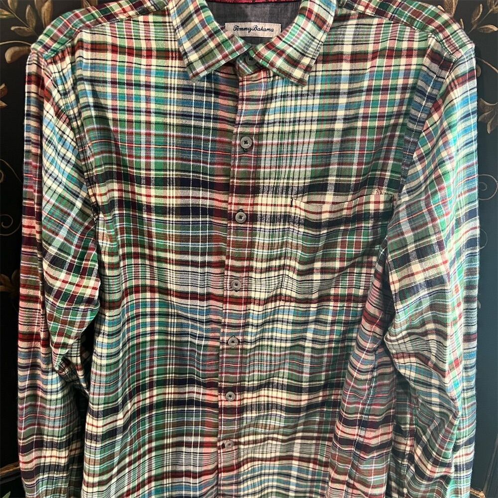Tommy Bahama Men's Plaid Long Sleeve Button-Up Shirt Size M Multicolor